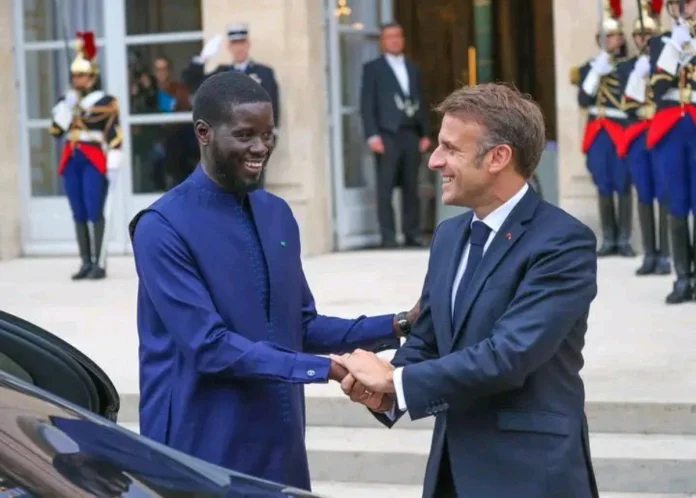 Le FranÃ§ais Emmanuel Macron a reÃ§u son homologue Bassirou Diomaye Faye