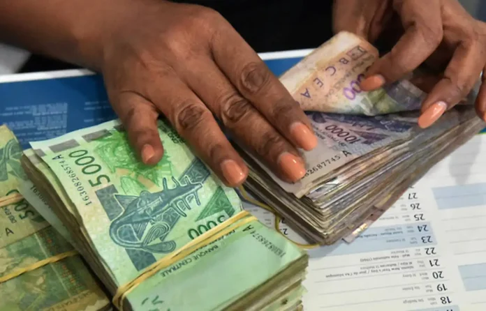 Le BÃ©nin prÃ©pare son Economie sans cash avec le TÃ©lÃ©paiement @cadreco