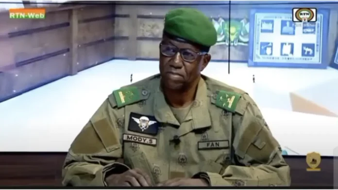 Le Ministre d'Ã‰tat, Ministre de la DÃ©fense Nationale, le GÃ©nÃ©ral de corps d'armÃ©e Salifou Mody